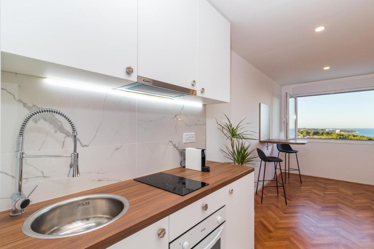 Top Floor Modern Apartment With Incredible Views Пула Екстериор снимка